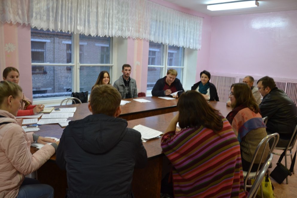 30 сентября прошло первое во втором рабочем сезоне общее заседание молодёжного парламента при Вяземском районном Совете депутатов.