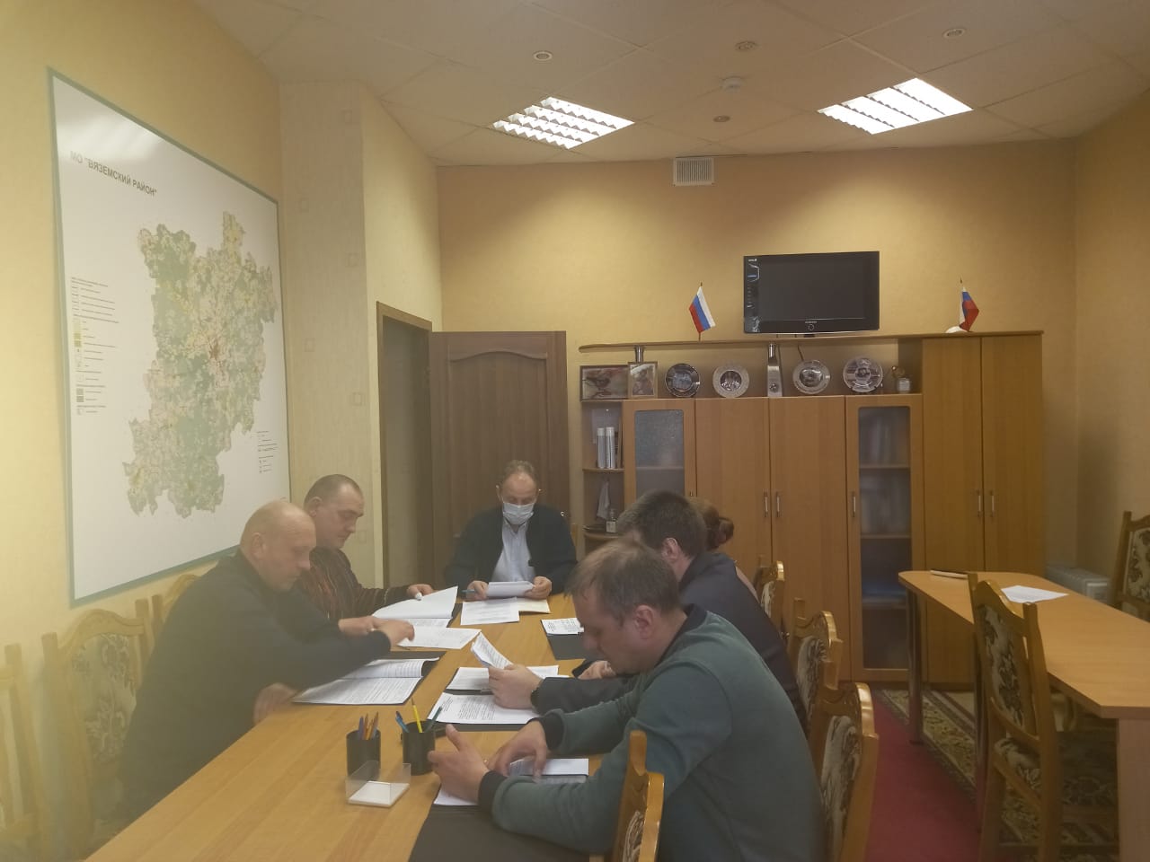 Заседание постоянной комиссии по промышленности, предпринимательству, сельскому хозяйству и природопользованию